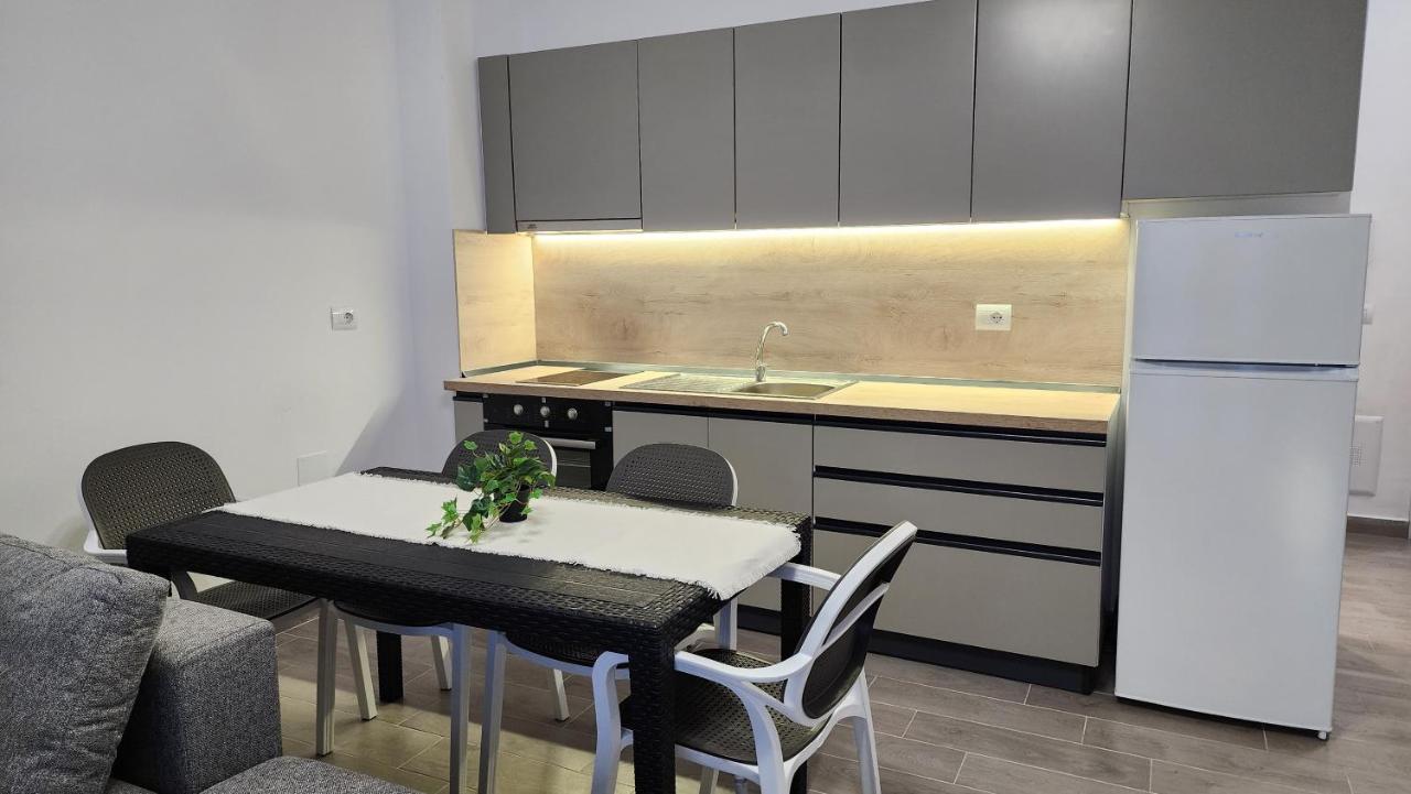Solar Rooms And Apartments Himare Ngoại thất bức ảnh